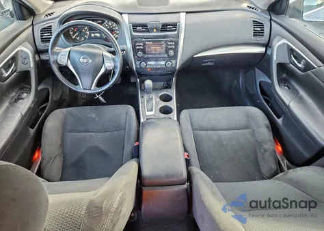 2015 Nissan Altima 2.5 z USA, uszkodzony, nr VIN 1N4AL3AP7FC421025